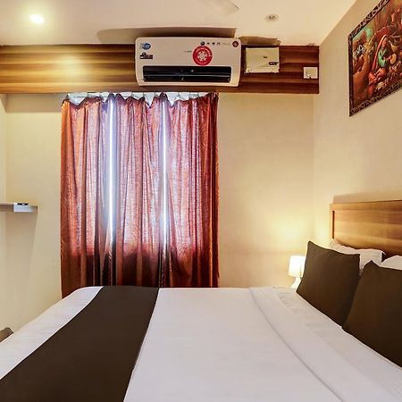 Super Hotel O Vaishnavi Inn Хидерабад Екстериор снимка