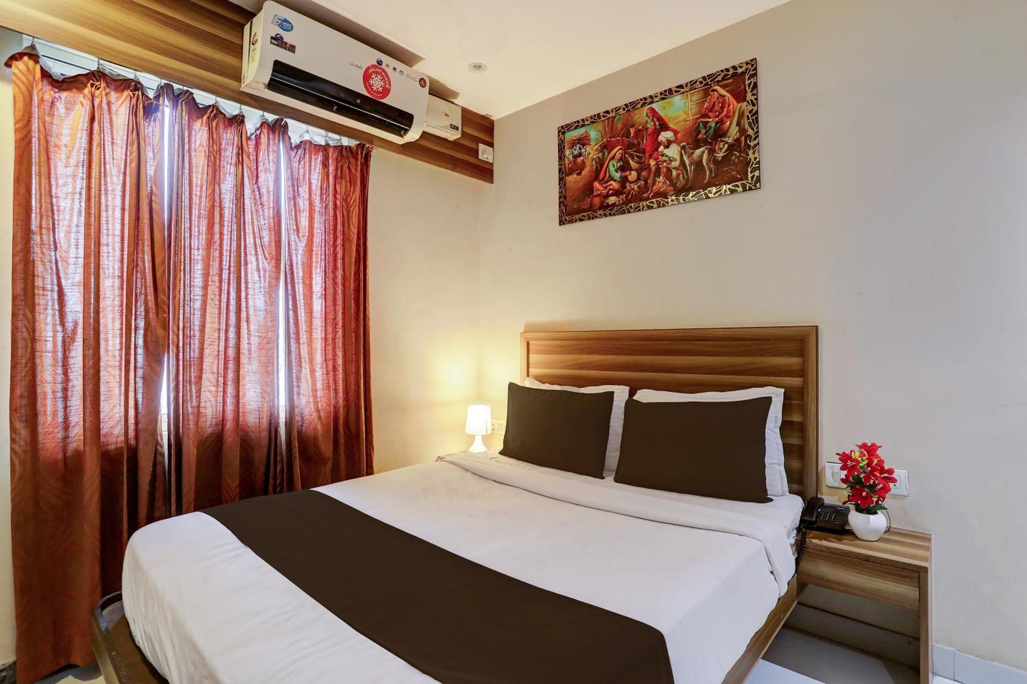 Super Hotel O Vaishnavi Inn Хидерабад Екстериор снимка